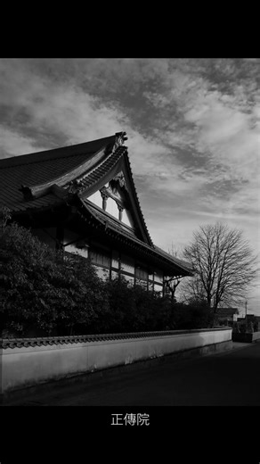 古き街並み 光と影
