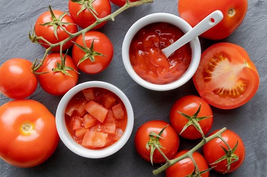 4 Best Tomato Purée Substitutes for Cooking (Updated 2025)