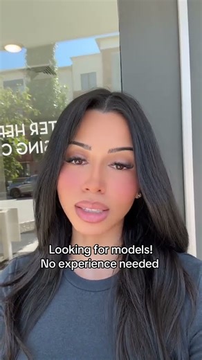 “New to Modeling? DM Me or @EveCastings! ✨”“Calling All Aspiring Models! Your Guide Awaits 💼