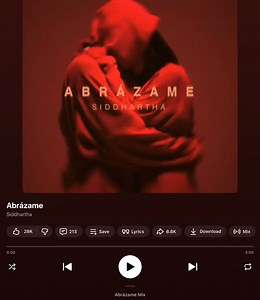 ABRAZAME – Siddhartha 🎤✨🫂 #Abrazame #Siddhartha #IndieRock Una de las canciones más profundas y reconfortantes de la escena alternativa. “Abrazame” es una invitación a la vulnerabilidad y al refugio que encontramos en el otro. Con una instrumentación elegante que crece lentamente, Siddhartha logra transmitir esa necesidad humana de conexión y calidez en medio de la incertidumbre. La letra es un bálsamo que nos recuerda que, a veces, el acto más valiente es permitirnos ser sostenidos por alguie