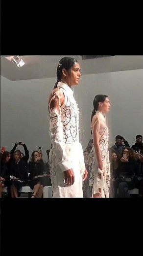 A dress that can dissolve in water 🔥 #fashionstyle #fashion #runway #model