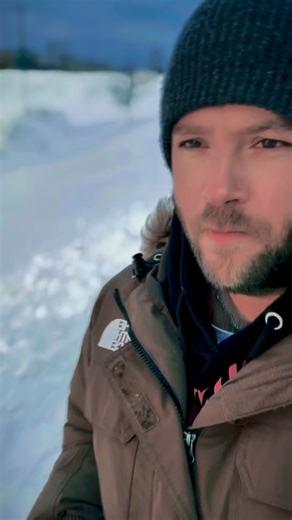 I barley sleep, so when I dream, is when I’m awake… • “I Barely Sleep” - PostScript Hard To Find EP is out now 🙏🏻 | PostScript