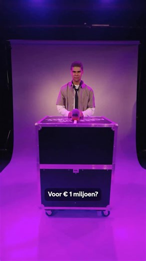 VRT Studio Brussel on Instagram: "Maak kennis met TROY, één van de negen finalisten van De Nieuwe Lichting. 💜 De Leuvenaar brengt met zijn nummer ‘Run’ een mix van rap, jazz, soul en beats. Volgens jurylid Faisal geen evidente combinatie om tot één goed klinkend geheel te smelten, maar wel eentje waarin hij aanstekelijk goed is geslaagd. Maar een schlager-remix van ‘Run’ moeten we niet snel verwachten. 👀 👉 Kies jouw 3 favorieten via het Studio Brussel-kanaal op VRT MAX en ontdek op vrijdag 6 