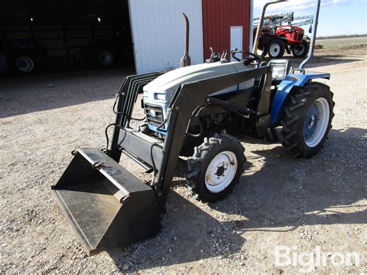 2005 Jinma 254 MFWD Compact Utility Tractor W/Loader | Agriculture