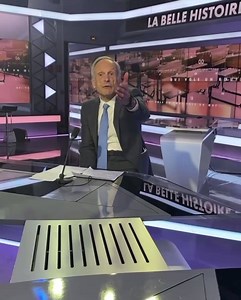 Petit instant de délectation et plongée dans l’ambiance juste avant #LBHF La Belle Histoire de France tous les dimanches 14h sur CNEWS avec Marc Menant et Franck Ferrand | Christine Kelly