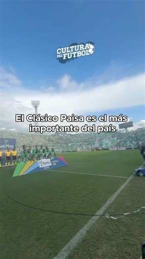 En Medellín tenemos el mejor clásico fútbolero del país. ❤️💚 Una ciudad, dos colores y una sola pasión: el fútbol. 🤩⚽ | Fico Gutiérrez