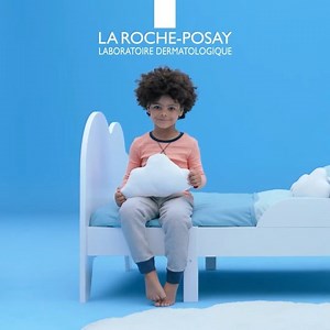 🌿 Peau sèche, irritée ou sujette à l’eczéma ? Découvrez le duo apaisant et ultra-réparateur signé La Roche-Posay 💧 : 🧴 Lipikar Baume AP : hydrate intensément, soulage les démangeaisons et restaure la barrière cutanée. 🧼 Lipikar Syndet AP : nettoyant ultra-doux sans savon, idéal pour toute la famille, même les nourrissons. 👶👨‍👩‍👧 Une routine complète pour toute la famille ! Le Pharmashop : Votre Espace Dermo- cosmétique Galerie Marchande Mbolo Libreville Tél.: 011 74 42 38 - 065 66 67 67 