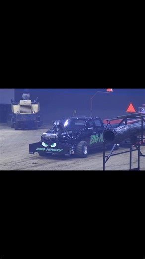 6.2K views · 73 reactions | “Big Nasty” Super Modified 4x4 Truck pulling at the TNT Truck & Tractor Pull Kentucky Invitational in Lexington, KY! #truckpull #supercharged #horsepower #4x4 #truckpulling #supercharger #power #sledpull #horsepower #motorsport #trucks | Thurston Pulling Photos | Facebook