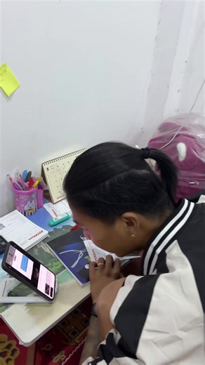 အိုက်စခွင်တောင်မစားရက်ပဲ စုထားတာ