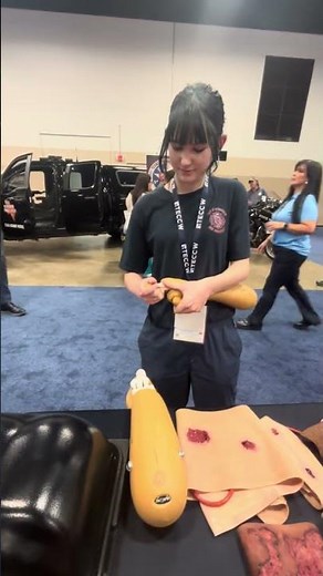 How to Reduce a Shoulder , Elbow and Finger Dislocation Safely | Simulation Training for Paramedics?