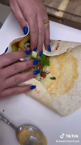 How to Make a Delicious Wrap at Home