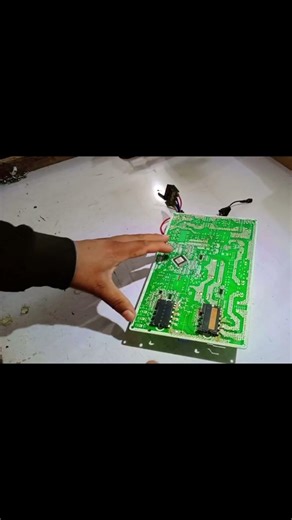 Why This Smart Power Module Failed (Most Techs Miss This)