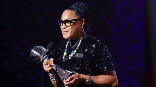 Serena Williams hosts 2024 ESPY Awards, calls out KC Chiefs kicker Harrison Butker