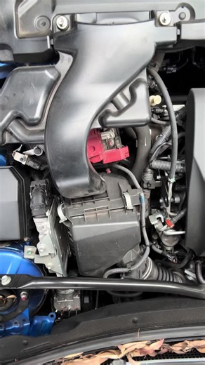 Mitsubishi eclipse Engine Battery replacement