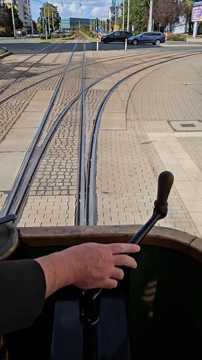 Von der Haltestelle Albertplatz in die August-Bebel Straße Plauen mit dem historischen Triebwagen 21. 13.09.2025 Aktionstag der Plauener Straßenbahn. #rettetdieplauenerstraßenbahn #historischertriebwagen #vogtlandtourismus #straßenbahnplauen #plauenerstraßenbahn #plauen #schiene #Sachsen #spitzenstadt #vogtland #Vogtlandkreis | Vogtland - Tag & Nacht