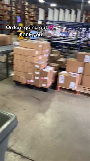 Order Fulfillment Process in Warehouse Environment