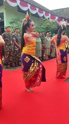 521K views · 114K reactions | Turn what others see as your weakness into a strength #disabilty #tunadaksa #viral #dance | Ni Kadek Astini | Facebook