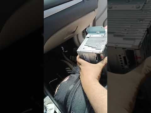 how to replace 2010 ford fusion factory radio