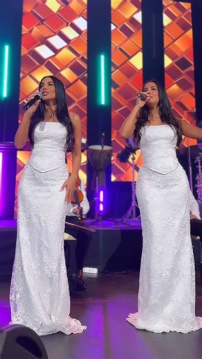 Sevil Sevinc on Instagram: "YENİ POPURI GELSIN InstaDunya💃🏽🤗⁉️"