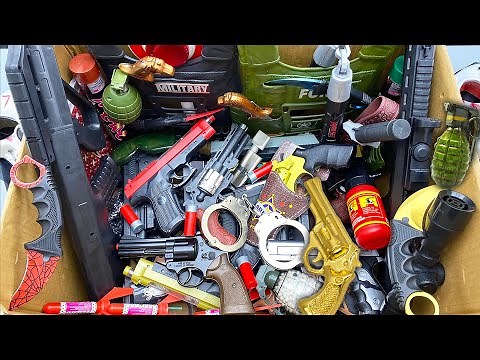 INSANE Toy Gun Box Unboxing! M16 Rifle, Uzi, Revolvers, Grenades & Soldier Gear