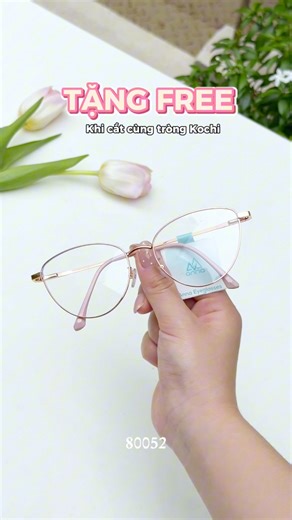 19K views · 32 reactions | Gấp đôi quà tặng 20.10, vừa được gọng kính FREE mà Anna còn tặng thêm Scrunchies Tulip nữa đó  Cmt (.) để không bỏ lỡ nha #kinhmatanna #annaeyeglasses #cateyeglasses #free | Kính Mắt Anna | Facebook
