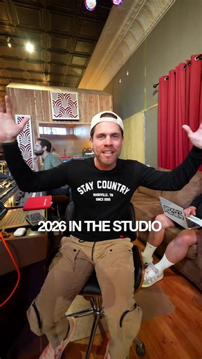 Something exciting is on the way 👀🎶 Dustin Lynch is getting ready to release new music in 2026 and fans are already counting down! Stay tuned for more updates and country hits 🤠 #DustinLynch #CountryMusicLife #NewCountryMusic #2026Music #CountrySinger