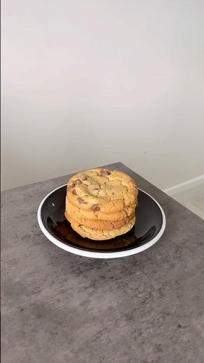 Easy Fall Baking | Soft and Chewy Chocolate Chip Cookies for Cozy Autumn Days 🍪