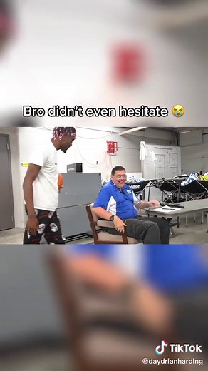 Youtube: D’Aydrian Harding | Daydrianharding