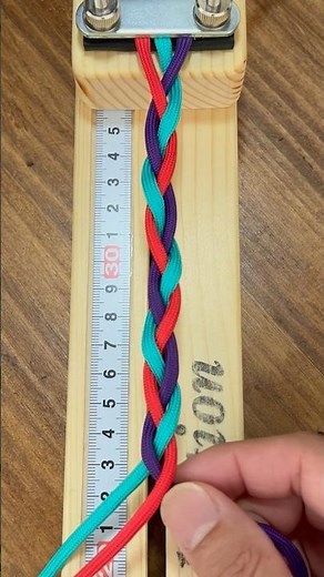 三つ編みの仕方！色分けで分かりやすい ￼♪#パラコード #編み方 #紐の編み方#paracord