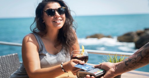 ¿Cómo se pagan los días festivos? Esto te toca por ley