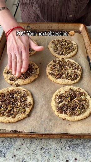 Richa Hingle | Vegan Recipes on Instagram: "These easy vegan Baklava Cookies have all the flavor of the famous middle Eastern dessert! They are made with almond flour and therefore entirely gluten-free. A quick snack or dessert! 😍Comment BAKLAVA to get a link in your inbox! Recipe——> https://www.veganricha.com/baklava-cookies/ #vegancookies #veganbaking #vegandesserts"