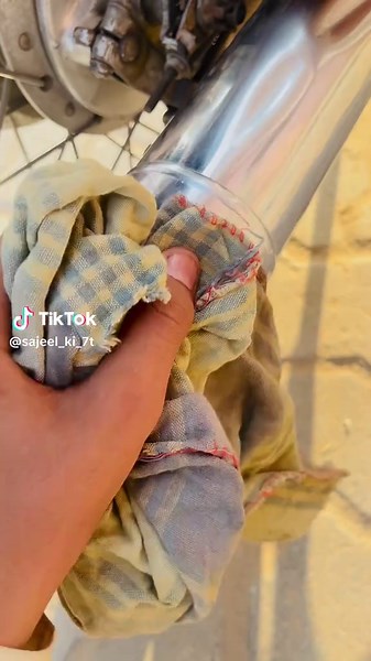 Exploring the Honda 70: A Passionate Biker's Journey