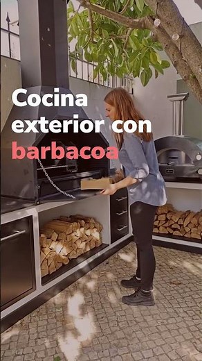 Cocina exterior con barbacoa. Instalación jardín y terraza. Uso. Zona Barbacoa.