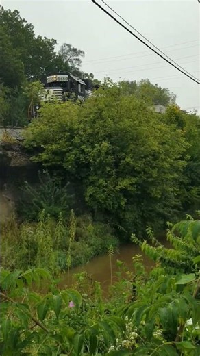 Norfolk Southern GP38-2, Ding Ding time to go!