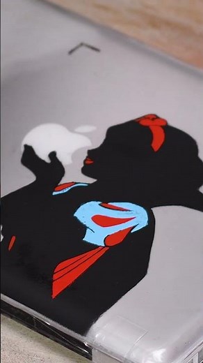 Elevate your laptop with this spray paint design! 💻✨