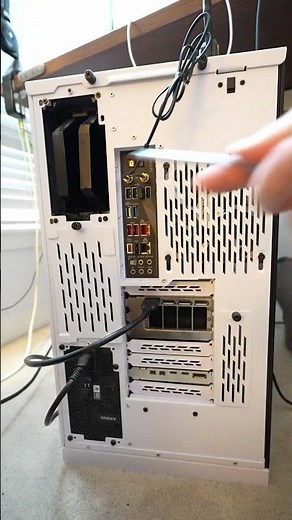 Removing a 2.5" SSD From My PC #pcbuilding