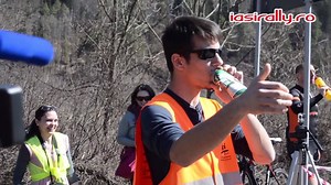 Super Fan Liviu Opran in Action 📣 via iasirally.ro | Rallye-Magazin