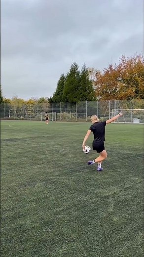 What a stop!!! #football #futeball #soccer #ποδόσφαιρο #skills #womensfootball