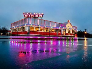 Check This Out: New Menu, Renovation at Clifton's Tick Tock Diner