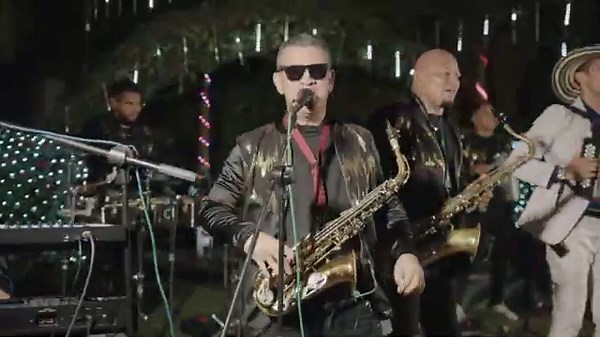 Super Maquina Musical ft. Jhon Molina - La Cumbia Sampuesana (Video Musical) | Discos America