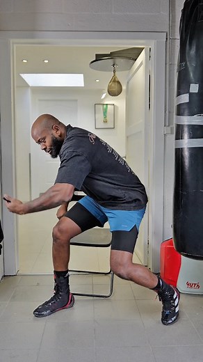 650K views · 28K reactions | I can't throw the chair with such a great performance. #boxing #boxingtechnique #boxingskills #boxingtips #tutorial #learning #training #fitness #defense | Jonathan Male Jordao | Facebook