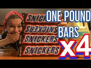 GIANT 1 LB SNICKERS BAR CHALLENGE