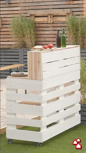 DIY Gartenbar aus Paletten