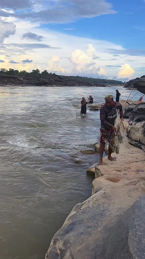 427K views · 4.7K reactions | สิบ้อพอได่ปิ้งแลงแน่บ้อจาร | ฟลุ๊ค โรงสีข้าว ฟ่าง | Facebook