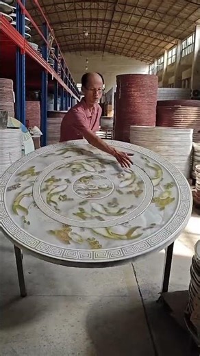 Beautiful Round Table Design with Artistic Detailing 🏺✨