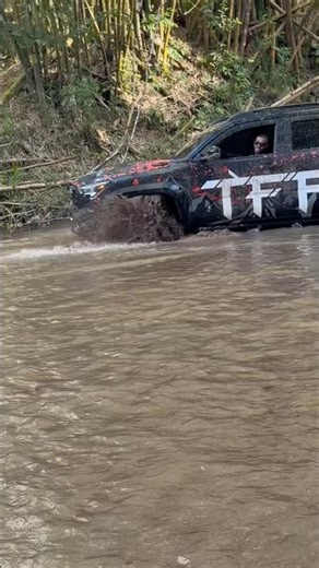 Tacoma Recovery: 3rd Gen Pulls 4th Gen