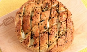 Pull Apart Garlic Bread Recipe