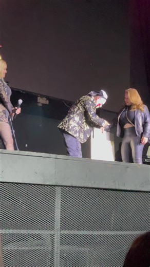 Live Performance Highlights from El Coliseo Austin TX and Brincos Dieras Oficial