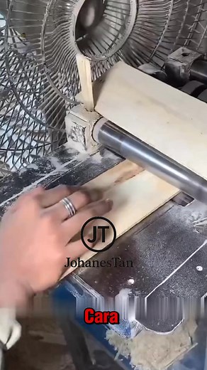" proses pembuatan penggaris yang jarang orang tahu" #jangkauanluas #fypシ | Johanes Tan
