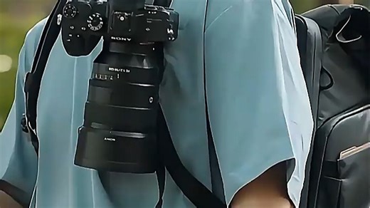 PGYTECH甲壳虫快挂，轻便易携，稳定防抖，户外拍摄轻松应对。实测单手操作不晃动，旅行途中记录美好瞬间更安心。